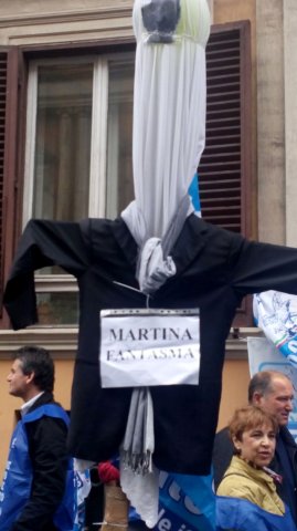 sit-in28042015